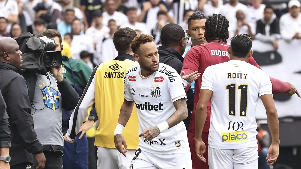 “Unerklärlich”: Neymar tobt nach Wechsel-Farce