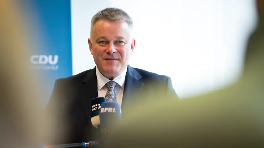 Gordon Schnieder äußert Kritik an Berliner Koalition