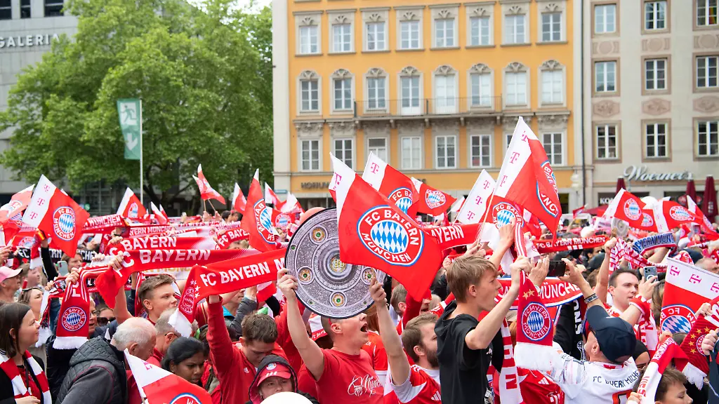 Eklat bei Bayerns Meisterfeier: Störenfriede und Vergesslichkeit