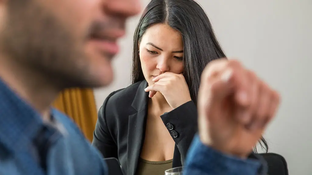 Ständige Sticheleien im Job: Was hilft?