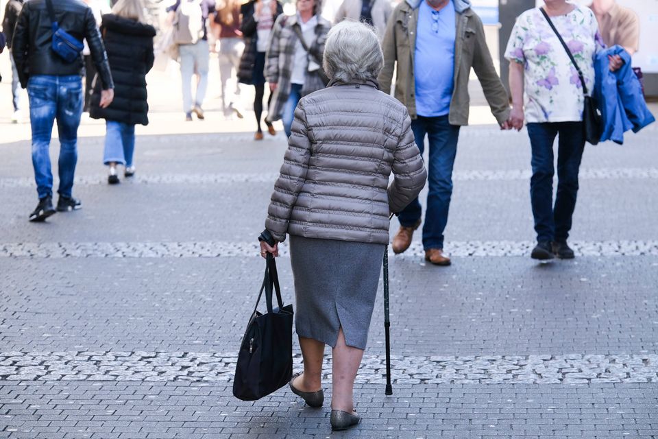 Rentenkommission weist Bericht über Renteneintrittsalter zurück
