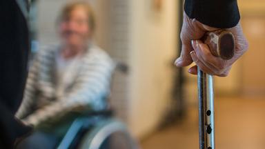 Pflegereform: Milliardenloch bei Pflegekassen