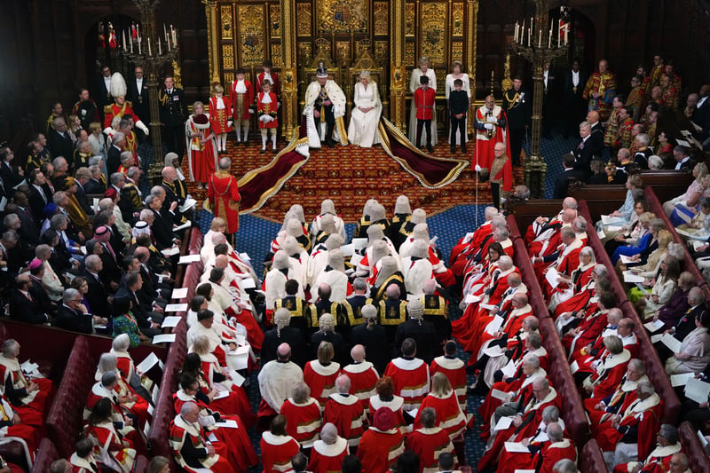 Regierungskrise in Großbritannien: Unruhen um Keir Starmer und die King’s Speech