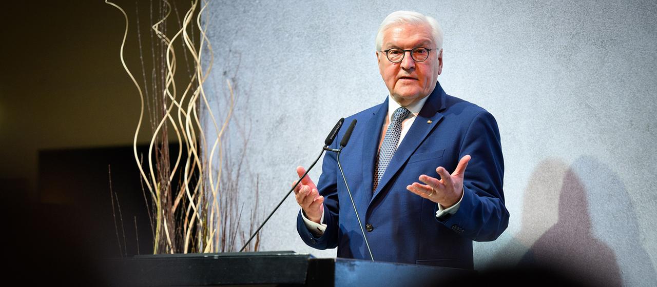 77 Jahre Grundgesetz: Steinmeier ruft zu mehr Engagement auf