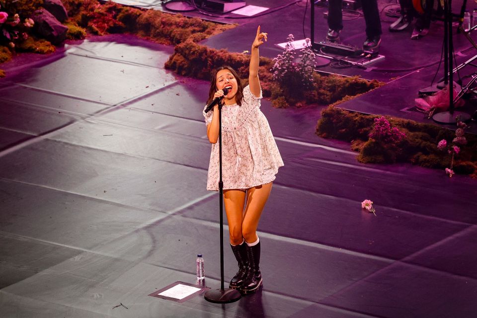 Olivia Rodrigo verteidigt ihren Modestil