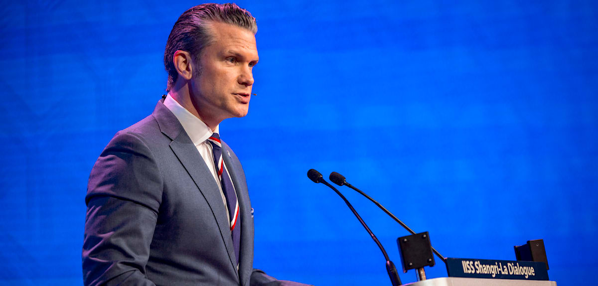 Hegseth warnt in Singapur vor China und kritisiert Europas Verteidigungspolitik