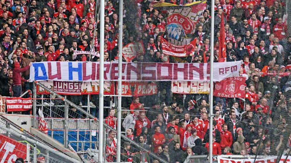 Warum der Begriff Hurensöhne sich im Fußball hartnäckig hält