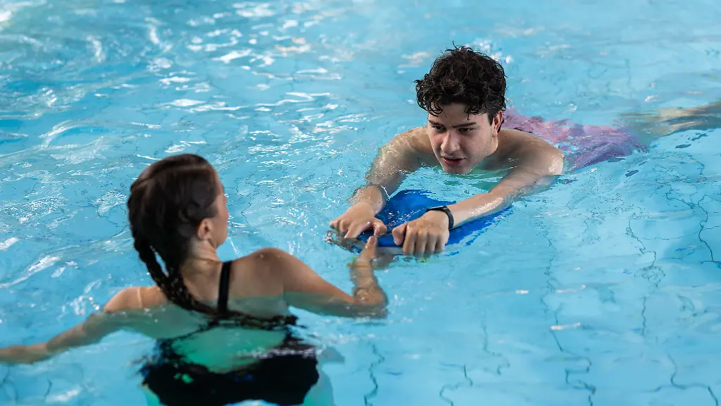 Herausforderungen und Initiativen für Erwachsene Nichtschwimmer