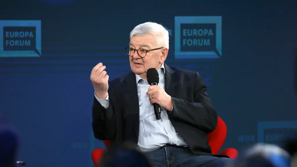 Joschka Fischer warnt CDU vor AfD-Koalition