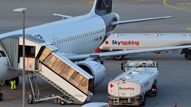 Deutsche Flughäfen warnen vor Auswirkungen der Kerosinkrise
