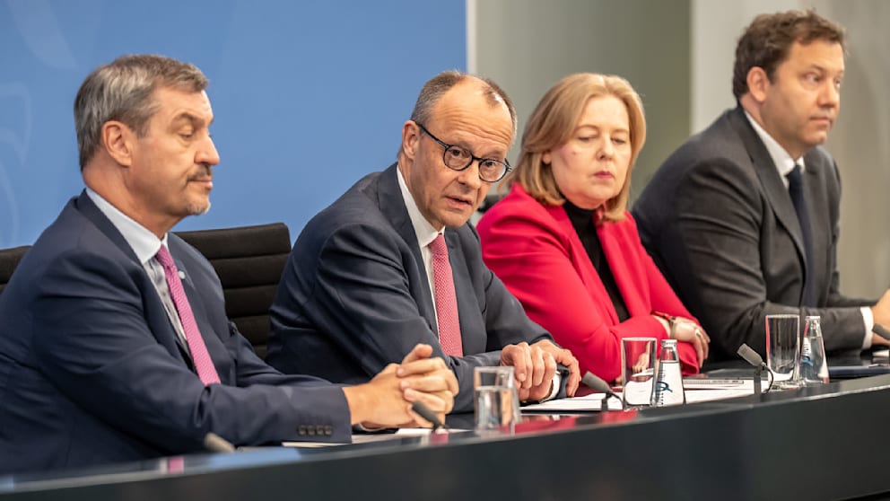 Wachsende Umfragewerte der AfD setzen Union und SPD unter Druck