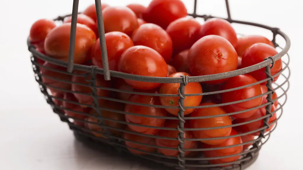 Öko-Test zeigt Gefahrenpotenzial bei Snacktomaten auf