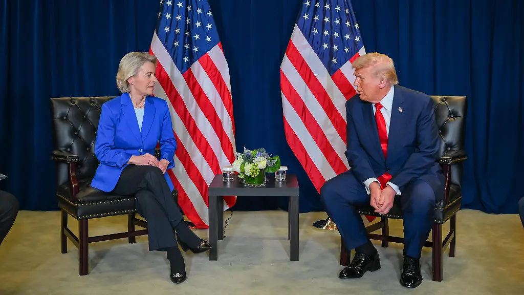 Trump droht mit Zollerhöhung im EU-Handelsstreit