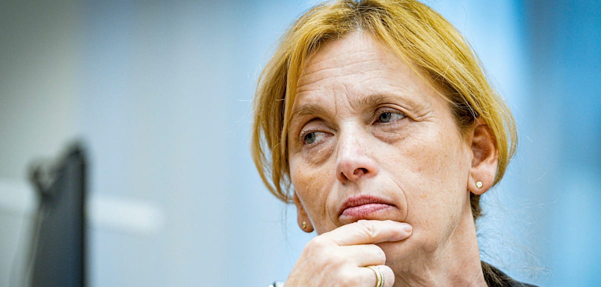 Familienministerin fordert strengere Kontrolle von Smartphone-Nutzung bei Kindern