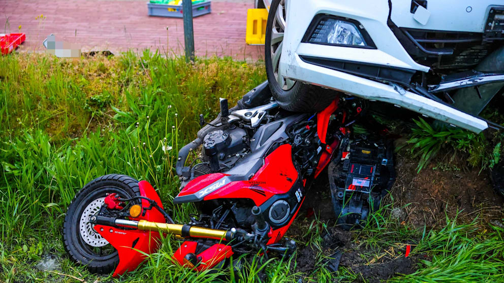 Jugendlicher bei Fahrstunde schwer verletzt