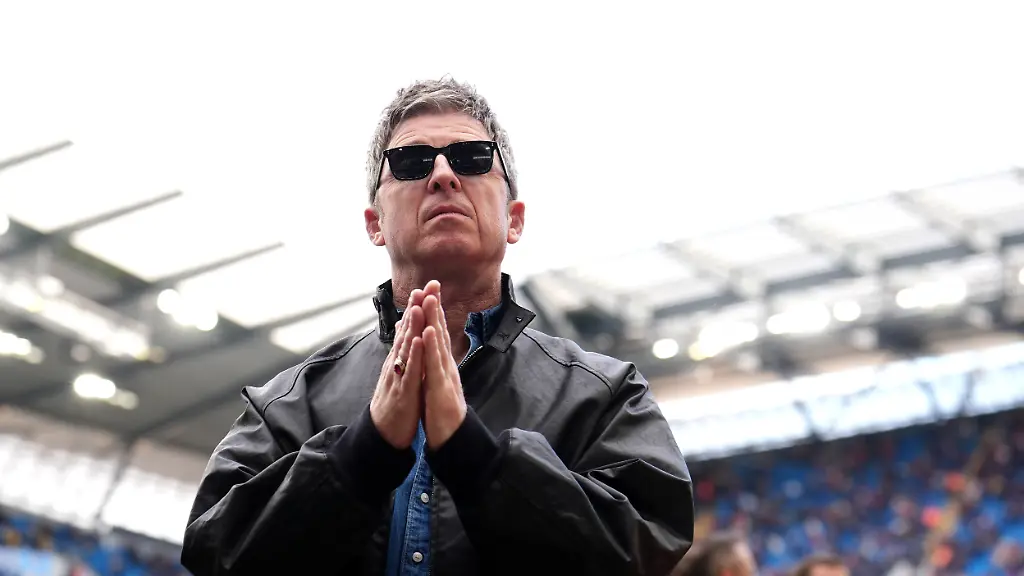 Noel Gallagher begleitet von neuer Frau nach Trennung