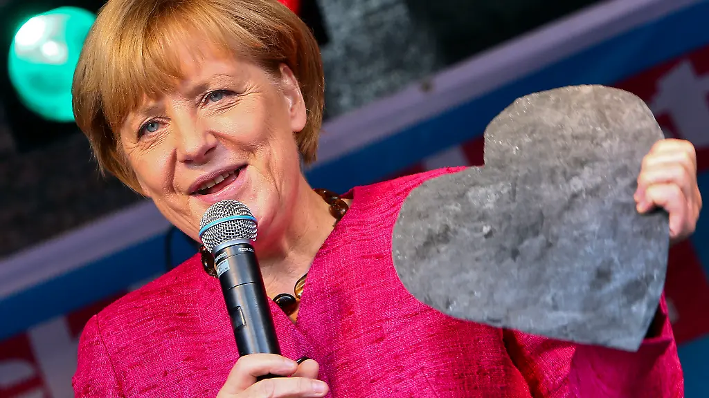 Merkel fordert mehr Toleranz bei Regierungsdebatten