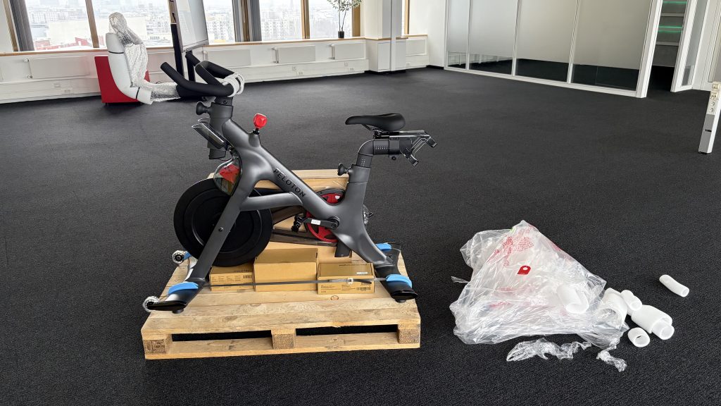 Peloton Bike+ im Praxistest: Fitness und Entertainment für Zuhause