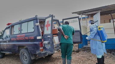 Aktuelle Ereignisse: Ebola-Ausbruch und Politische Entwicklungen