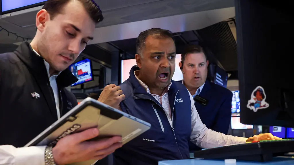 US-Anleger schichten um: Dow erreicht Rekordhoch, Tech-Werte verlieren