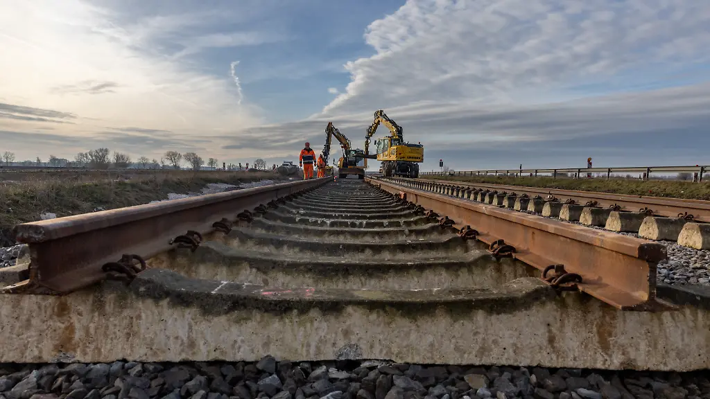 Kostenexplosion bei Fehmarn-Tunnel-Anbindung: Bauprojekte in der Kritik