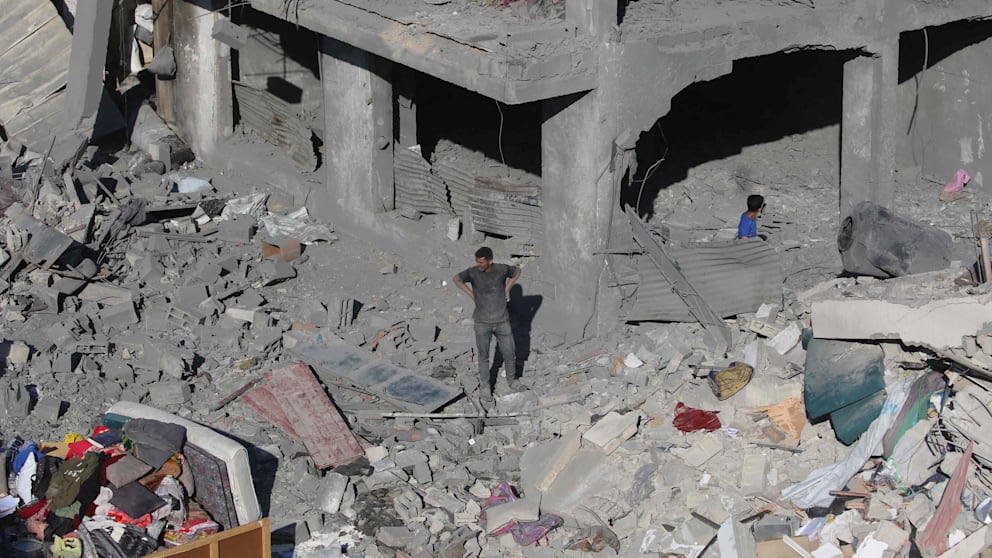 Reporter Jan Philipp Burgard berichtet aus Gaza