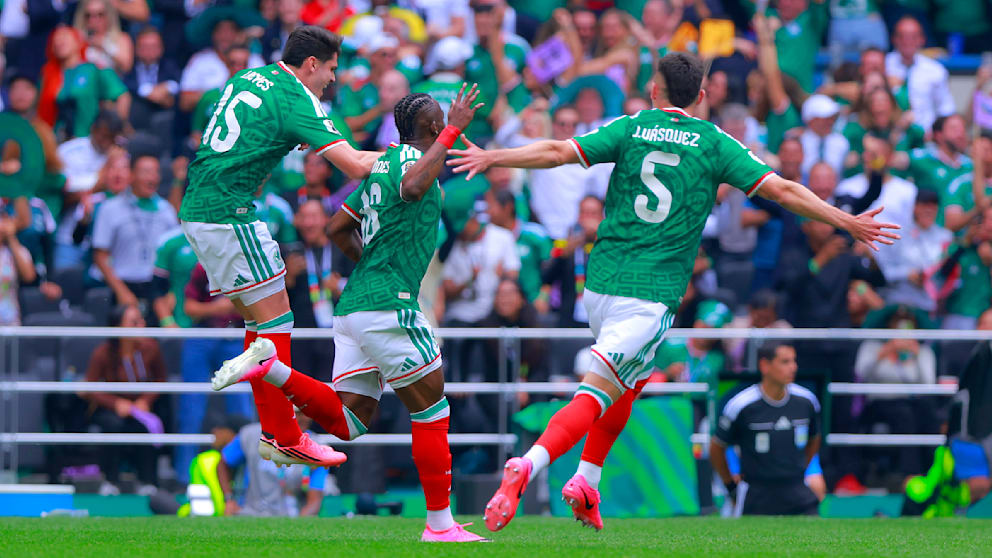 Kritik am Eröffnungsspiel der WM in Mexiko