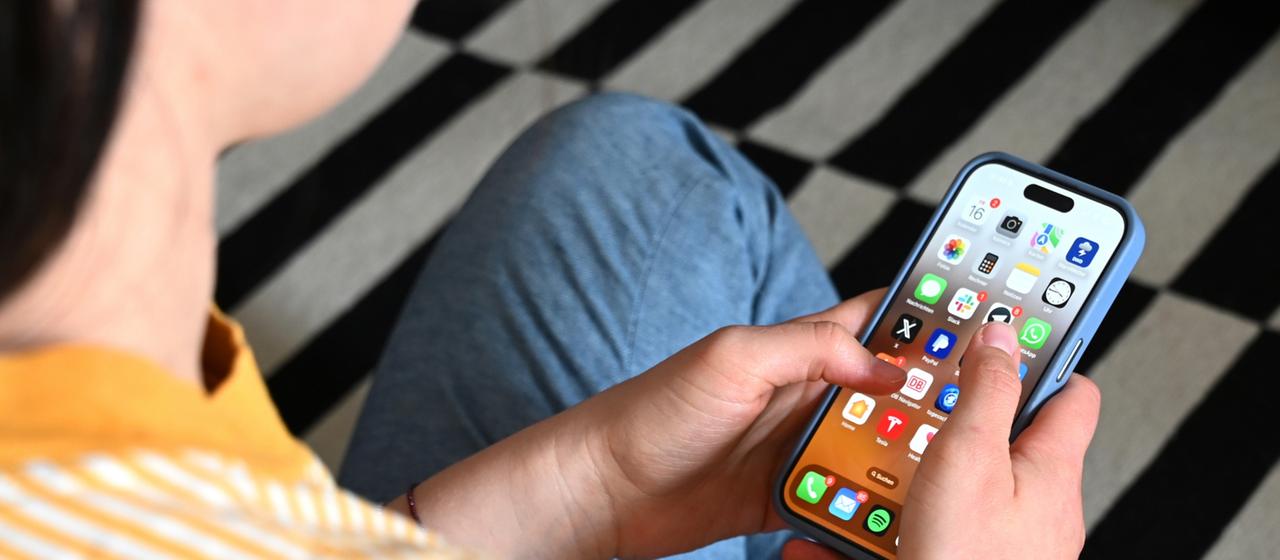 Empfehlungen der Expertenkommission zu Social Media Altersgrenzen