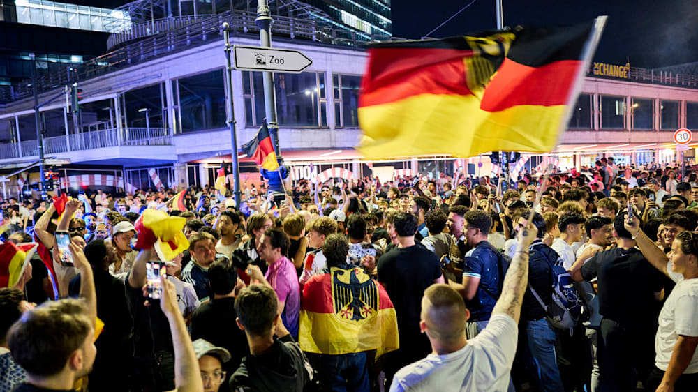 Die Fußball-Weltmeisterschaft 2023: Zwischenfälle, Kritiken und spannende Spiele