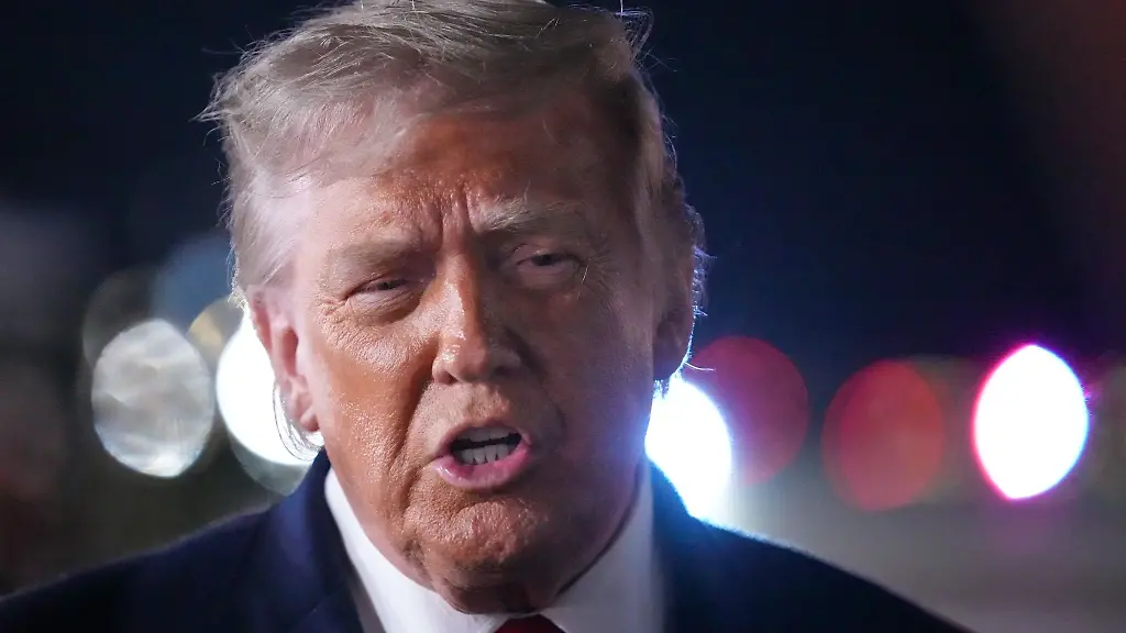 Trump kündigt Vergeltung nach mutmaßlichem Hubschrauber-Abschuss durch Iran an