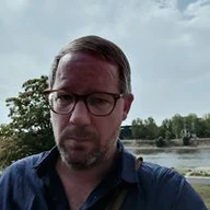 Film „Greedy People“: Eine blutige Handlung voller Zufälle