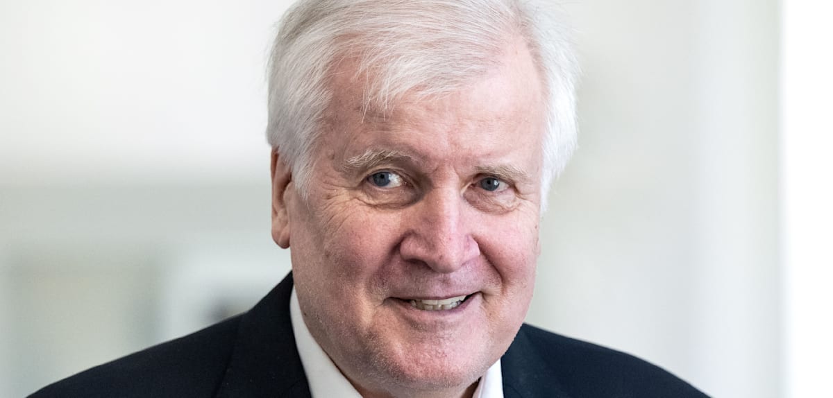 Seehofer fühlt sich durch EU-Asylreformen bestätigt
