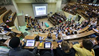 Die Auswirkungen geplanter Reformen auf künftige Generationen