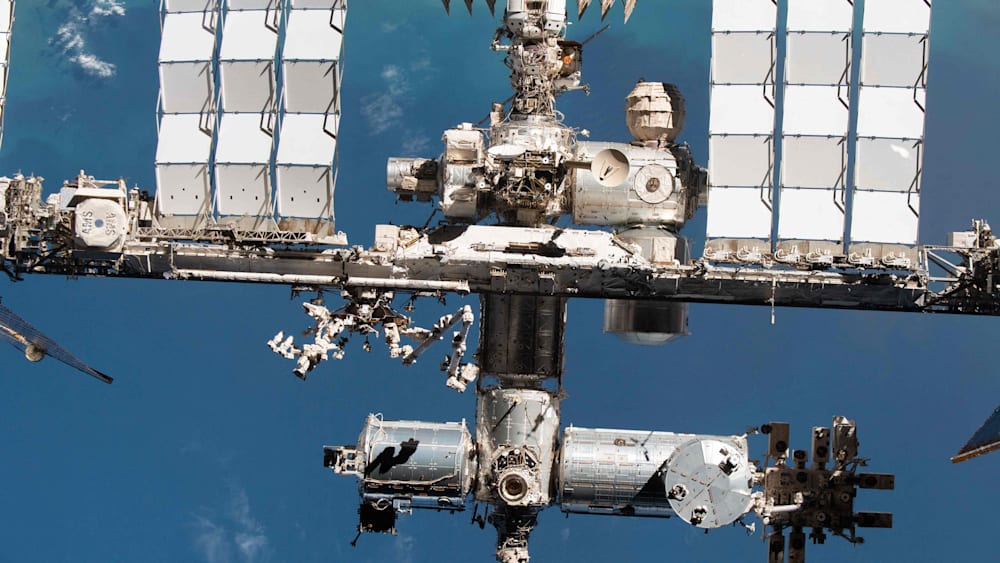 Leck in der ISS zwingt Astronauten zum Rückzug