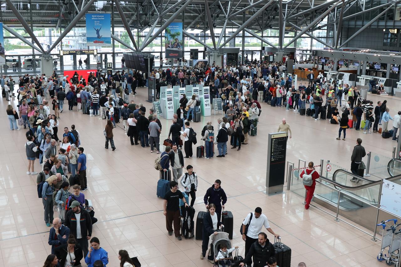 Sicherheitsbereich am Hamburger Flughafen vorübergehend gesperrt