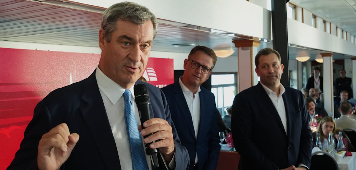 Prominente Gäste bei der Spargelfahrt des Seeheimer Kreises