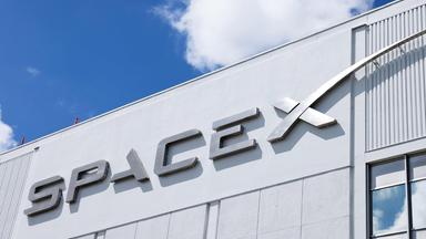 SpaceX erweitert Geschäftsfelder und plant Mega-Börsengang