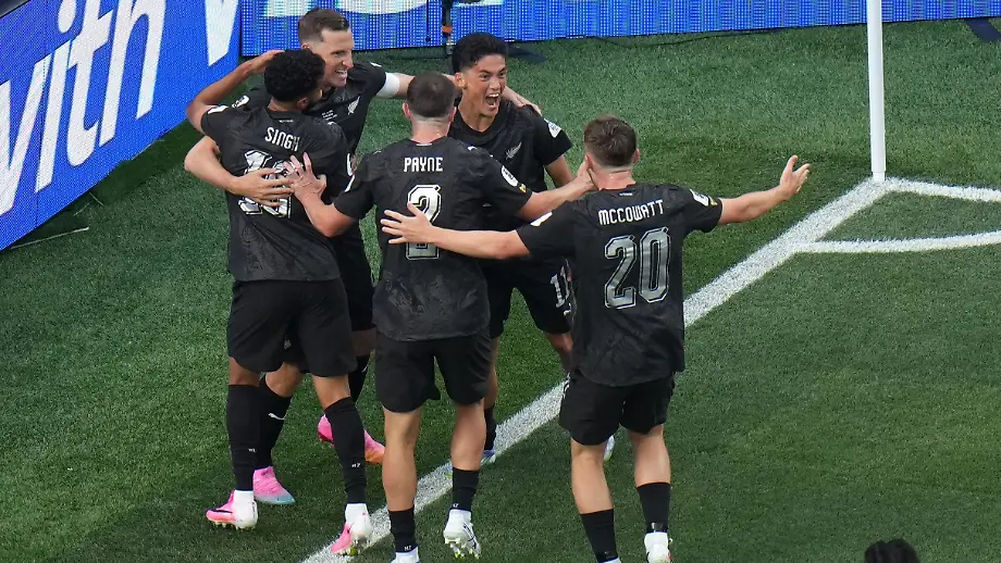 Iran startet mit Unentschieden in die WM