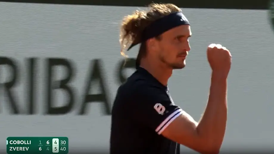 Zverev siegt in spannendem Fünf-Satz-Match gegen Cobolli