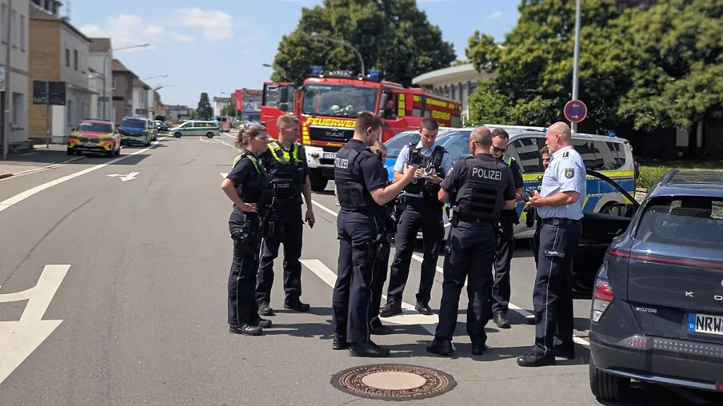 Nach Großeinsatz: Polizei entschärft Bedrohungslage im Rathaus von Lengerich