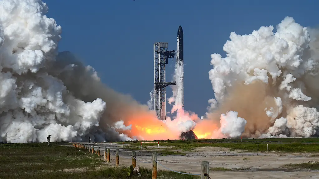 SpaceX plant Rekord-Börsengang unter Elon Musks Führung