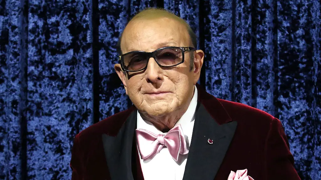 Der Tod von Musikproduzent Clive Davis: Ein Rückblick auf sein Leben und Werk