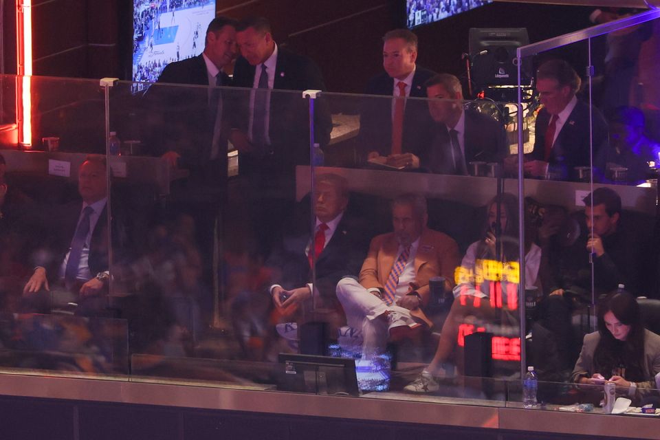 Donald Trump erntet Buhrufe beim Spiel der New York Knicks