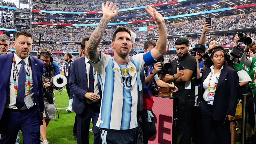 Schiri-Ärger nach Messi-Show