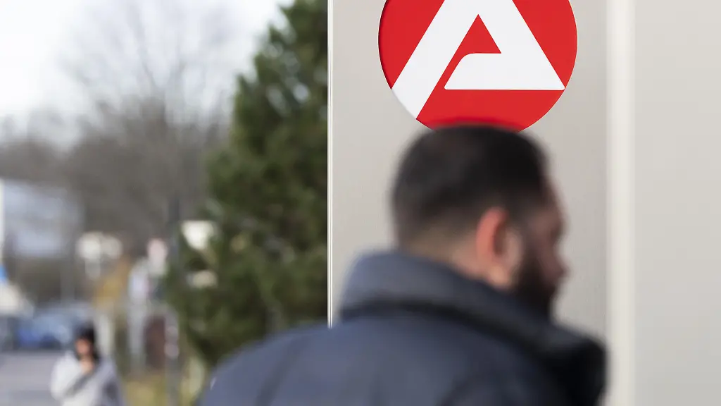 Innenminister planen strengere Regeln für Sozialleistungen an EU-Ausländer