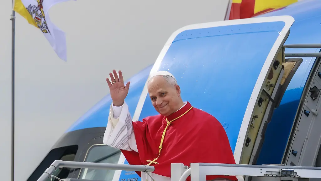 Papst Leo XIV. in Spanien: Appell für Frieden und Kritik an Trump