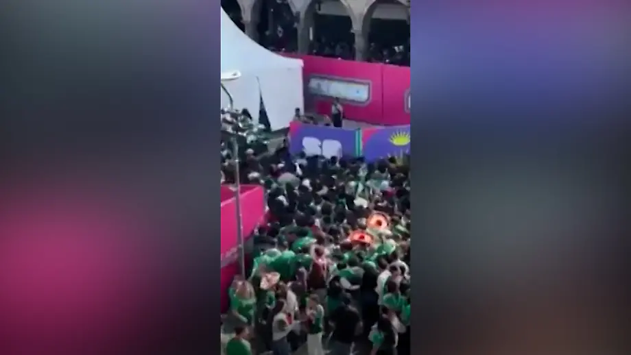 Polizei stoppt Massenandrang bei Public Viewing in Guadalajara